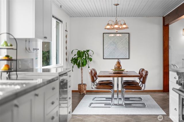 1767 N Bridgeview Drive, Tacoma, WA 98406