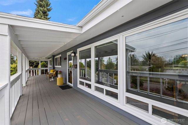 1767 N Bridgeview Drive, Tacoma, WA 98406