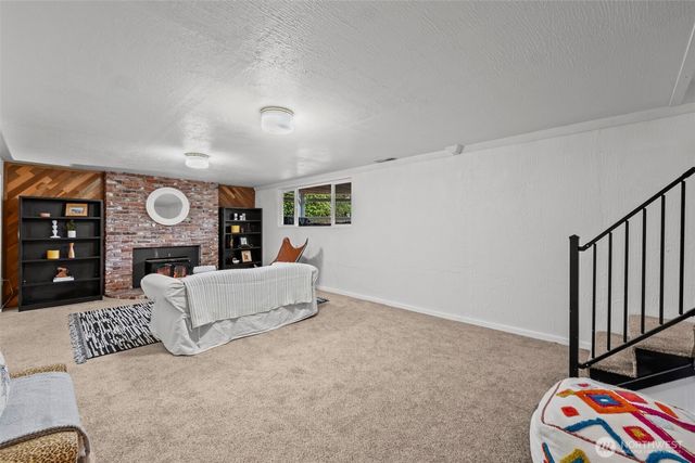 1767 N Bridgeview Drive, Tacoma, WA 98406