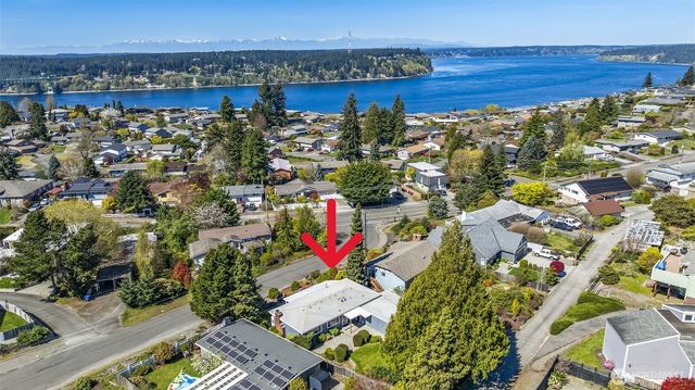 1767 N Bridgeview Drive, Tacoma, WA 98406