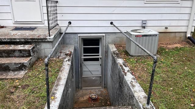 1091 Acorn Road, Nathalie, VA 24577