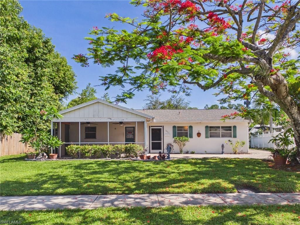 3067 Buena Vista LN, NAPLES, FL 34105 — exterior