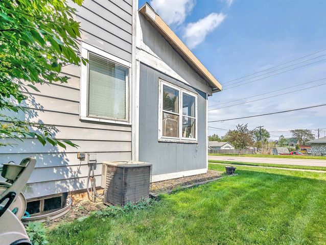 13728 Second Street, Grabill, IN 46741