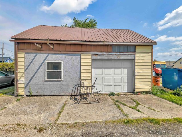 13728 Second Street, Grabill, IN 46741