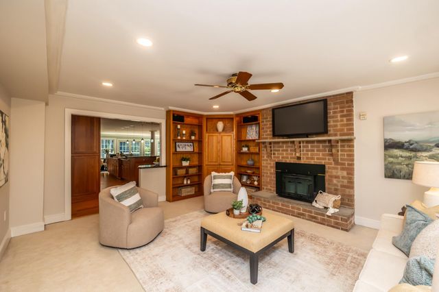 146 LOGTOWN RD, Media, PA 19063