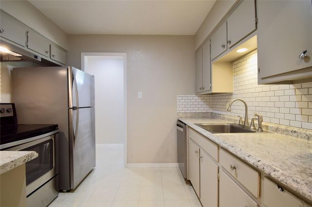 5936 Cherry LOOP B, Austin, TX 78745