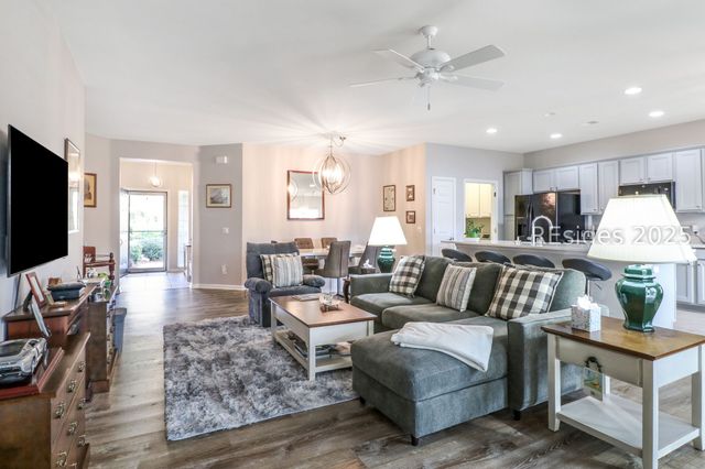 61 Seaford Pl, Bluffton, SC 29909