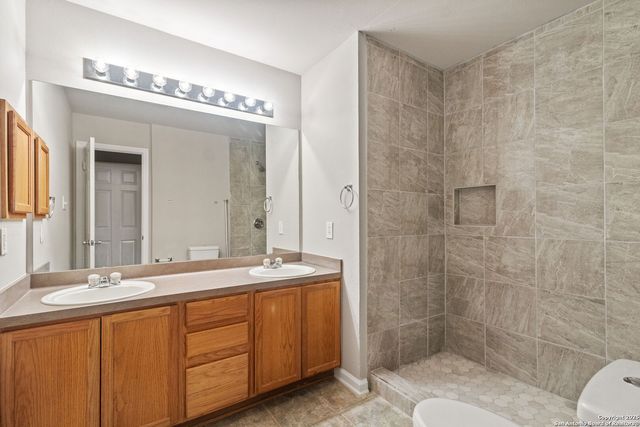 7514 Acorn Bend Drive, San Antonio, TX 78250