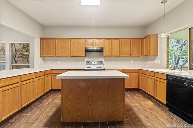 7514 Acorn Bend Drive, San Antonio, TX 78250
