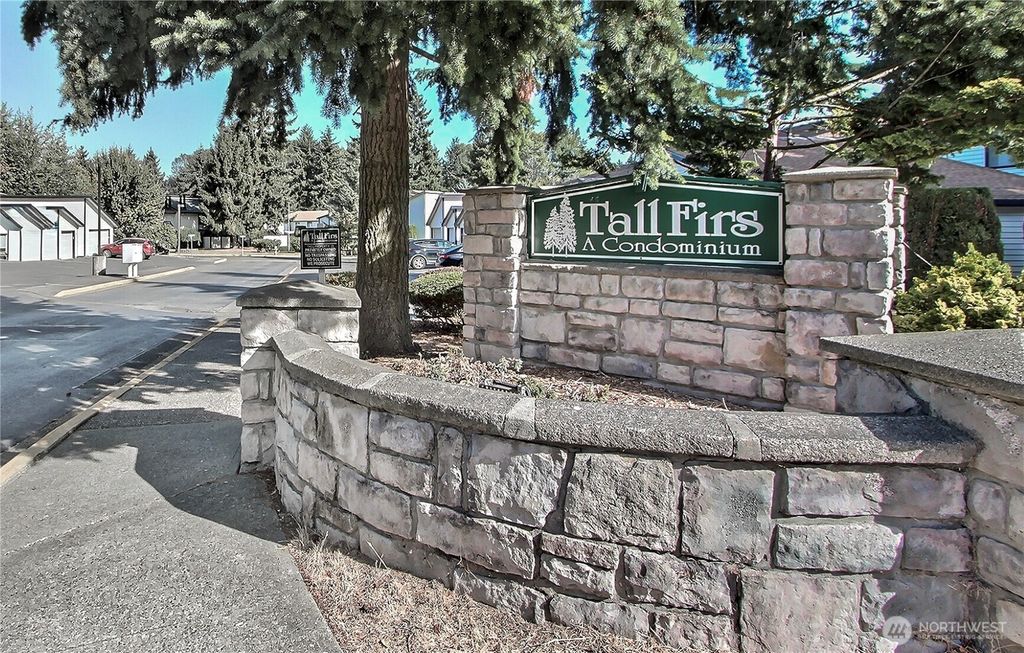 1734 SW 318th Place #38B, Federal Way, WA 98023