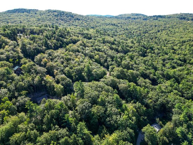 16 Jungfrau Road, Madison, NH 03849