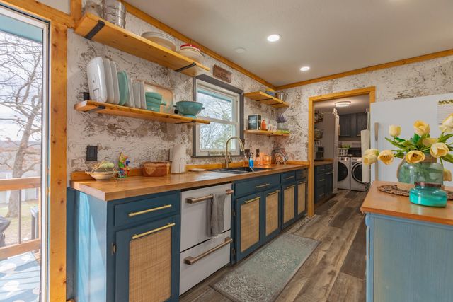 27201 Vixen Lane, Shell Knob, MO 65747