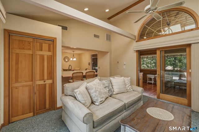 145 Peddlers Road, Guilford, CT 06437