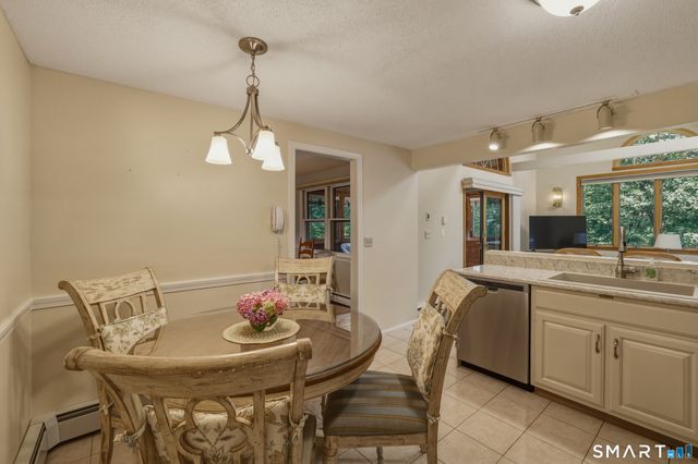 145 Peddlers Road, Guilford, CT 06437