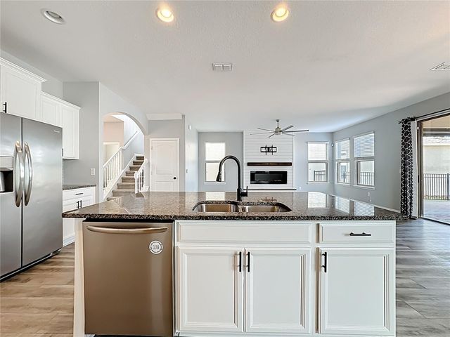 16330 BRISK BREEZE ALLEY, Winter Garden, FL 34787