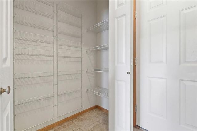 408 Victoria Avenue, Excelsior Springs, MO 64024