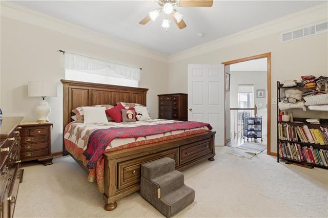 408 Victoria Avenue, Excelsior Springs, MO 64024