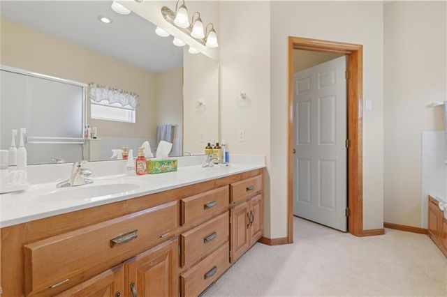 408 Victoria Avenue, Excelsior Springs, MO 64024