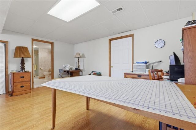 408 Victoria Avenue, Excelsior Springs, MO 64024