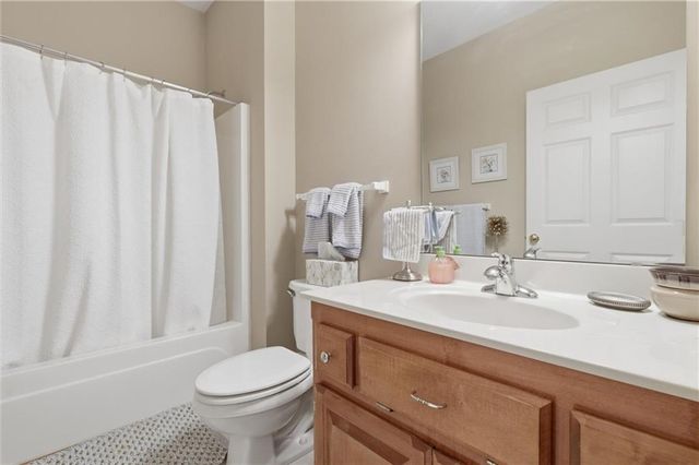 408 Victoria Avenue, Excelsior Springs, MO 64024