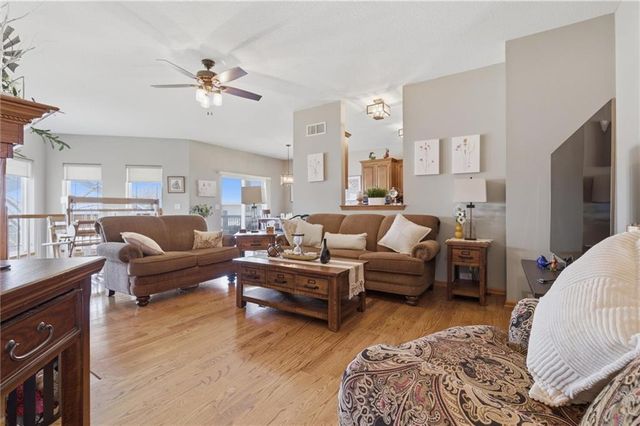 408 Victoria Avenue, Excelsior Springs, MO 64024