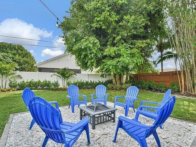 803 Bluebird Drive, Delray Beach, FL 33444