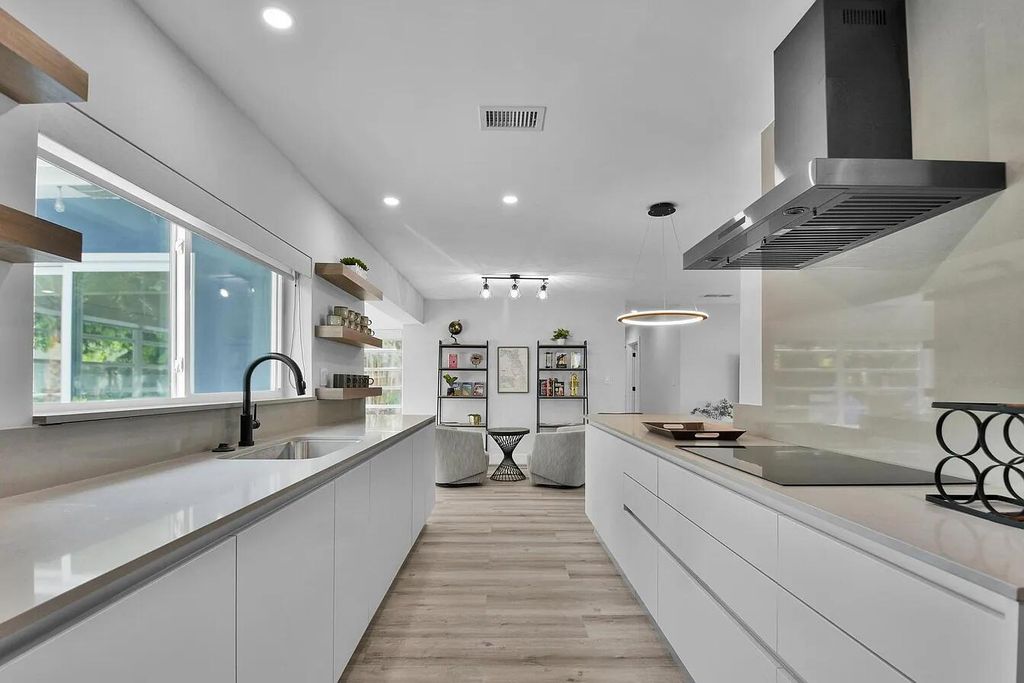 803 Bluebird Drive, Delray Beach, FL 33444