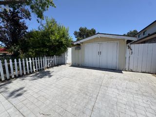 10534 Sterling Boulevard, Cupertino, CA 95014