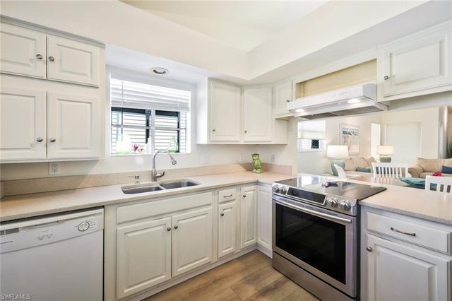 15350 Wimborne LN # 2, Naples, FL 34110