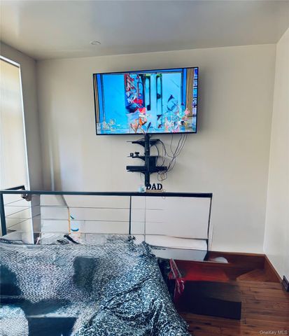 179 Monroe Street 1A, Brooklyn, NY 11216