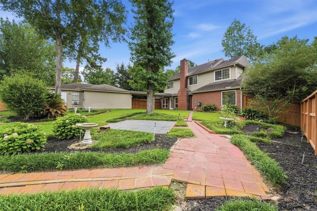 14 Twin Springs Place, The Woodlands, TX 77381