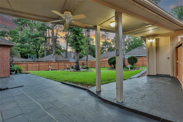 14 Twin Springs Place, The Woodlands, TX 77381