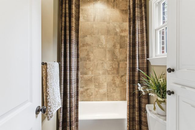 196 Tallulah, Hattiesburg, MS 39402