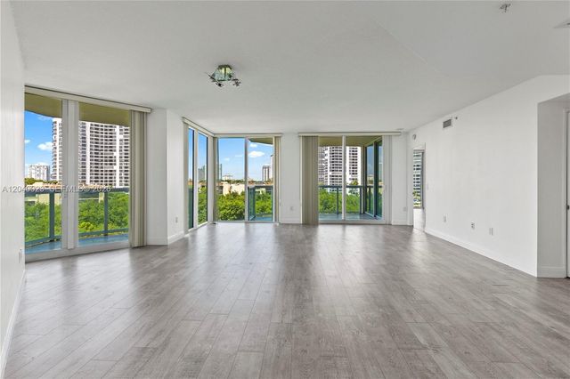 3370 Hidden Bay Dr 602, Aventura, FL 33180