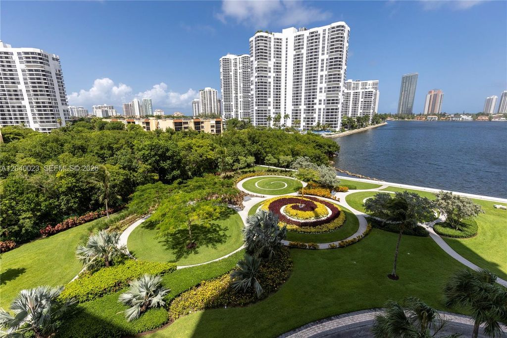 3370 Hidden Bay Dr 602, Aventura, FL 33180