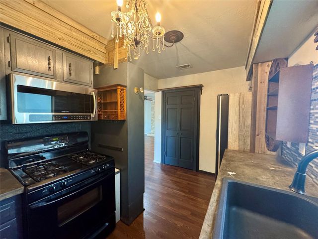 8004 Downing ST, Austin, TX 78759