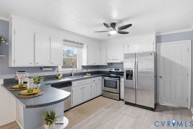 240 Southwood Dr, Petersburg, VA 23805