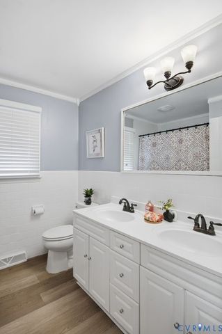 240 Southwood Dr, Petersburg, VA 23805