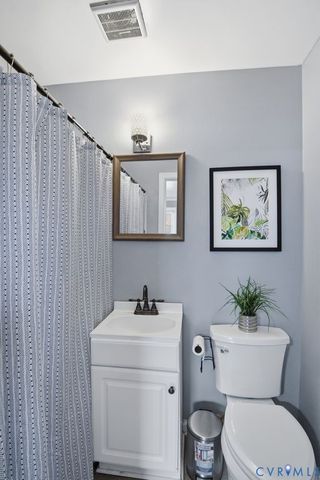 240 Southwood Dr, Petersburg, VA 23805