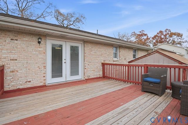 240 Southwood Dr, Petersburg, VA 23805