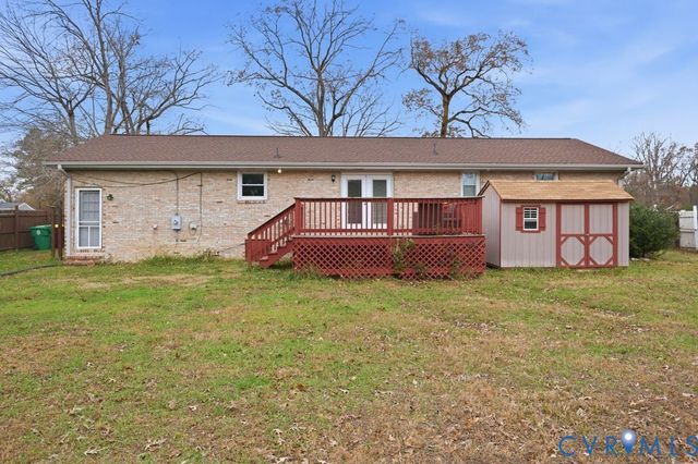 240 Southwood Dr, Petersburg, VA 23805