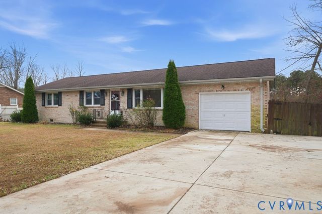 240 Southwood Dr, Petersburg, VA 23805