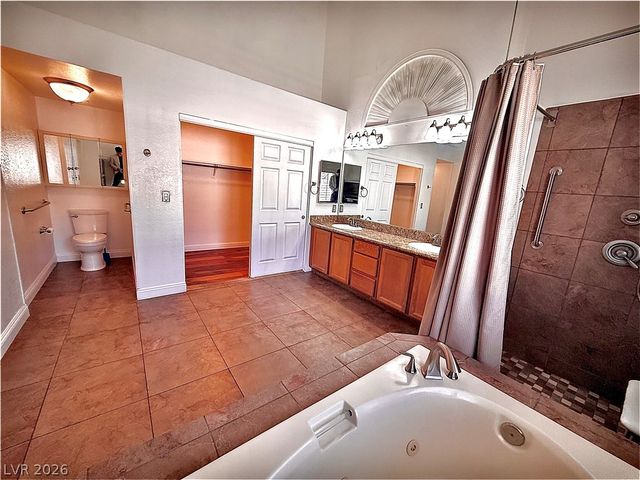 7628 Spruce Run Court, Las Vegas, NV 89128