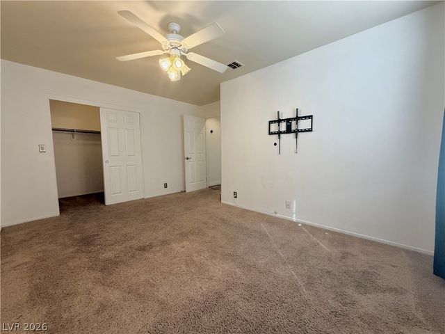 7628 Spruce Run Court, Las Vegas, NV 89128