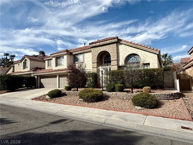 7628 Spruce Run Court, Las Vegas, NV 89128