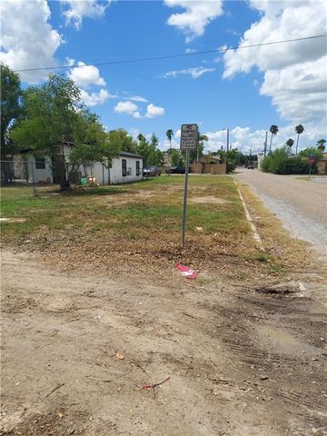 118 Kansas Avenue, Weslaco, TX 78596