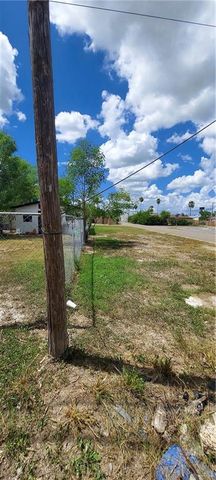 118 Kansas Avenue, Weslaco, TX 78596