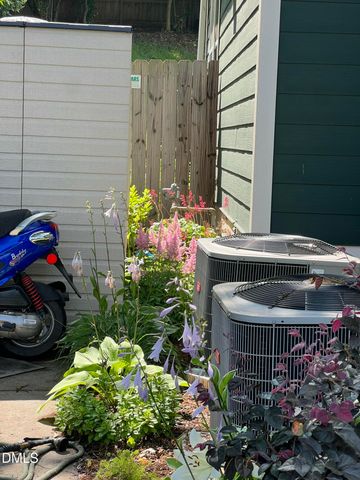 914 South Street, Durham, NC 27707