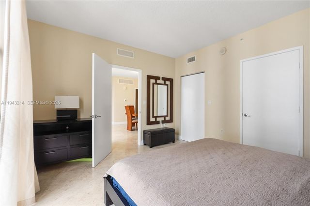 16275 Collins Ave 902, Sunny Isles Beach, FL 33160