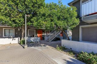 1920 E HAYDEN Lane 104, Tempe, AZ 85281